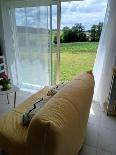 Saint-Simon-de-Bordes House | Grand studio récent indépendant