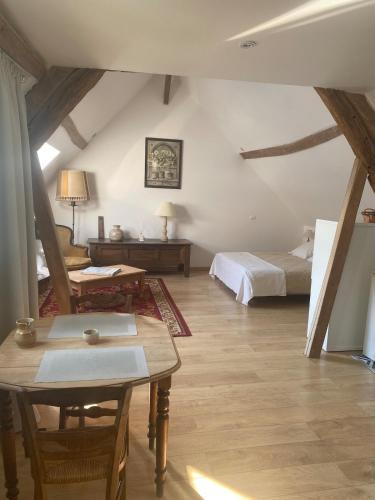 Baugy Apartment | Grand studio lumineux à 10 min de Compiègne