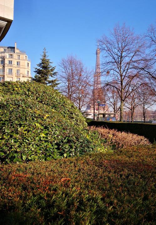 16th Arrondissement Apartment | Grand Studio près de Tour Eiffel sur quai de Seine