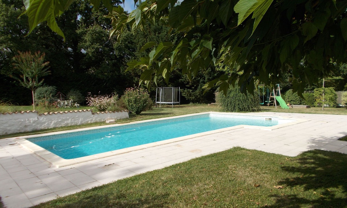 Denat House | Grand Terrain Piscine