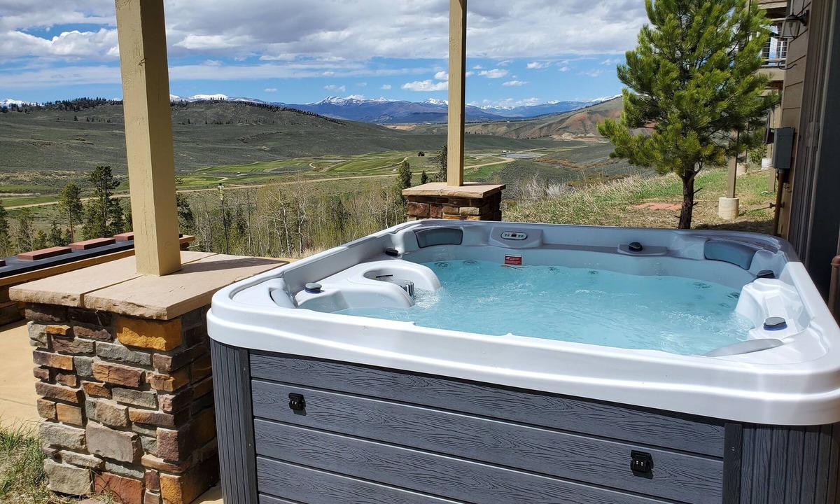 Silvercreek House | Grand View at Granby Ranch Townhouse