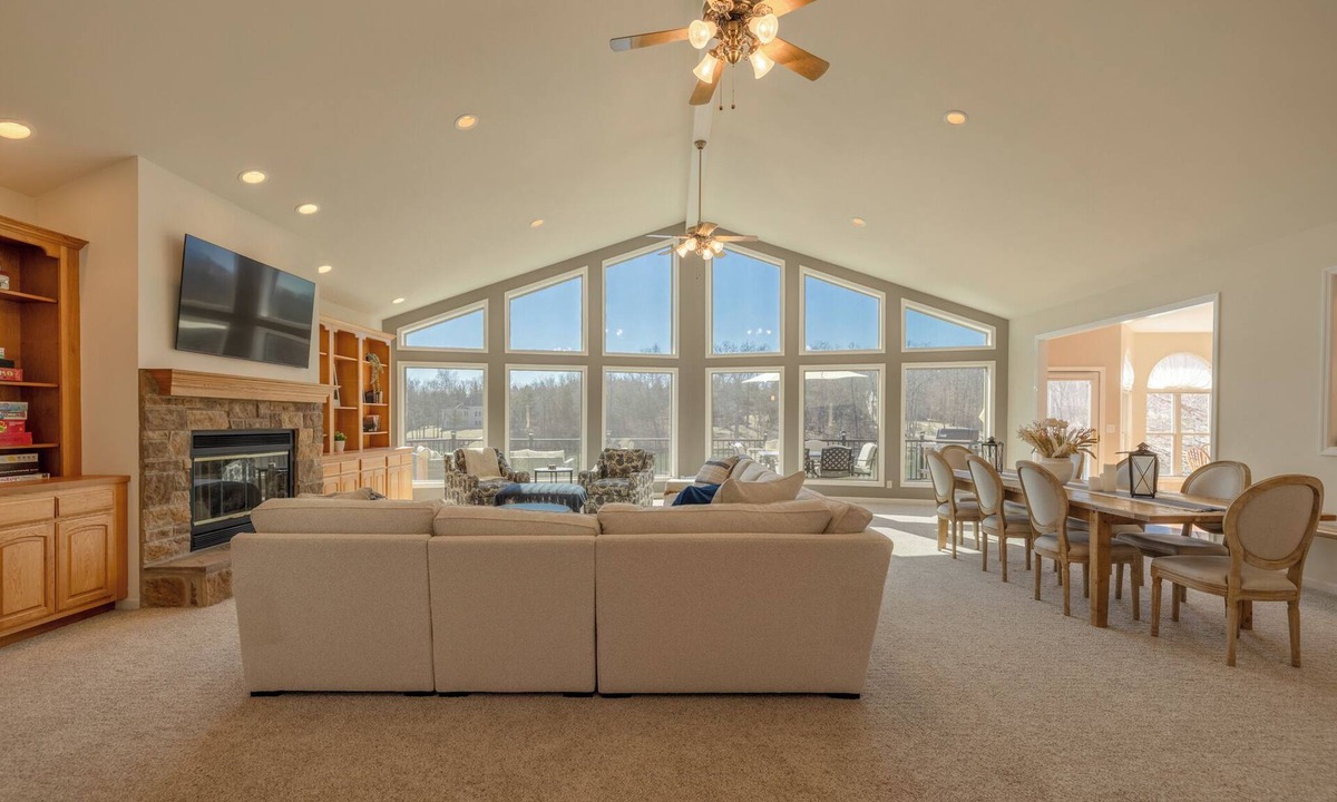 Innsbrook House | Grand View at Innsbrook by Innsbrook Vacations!