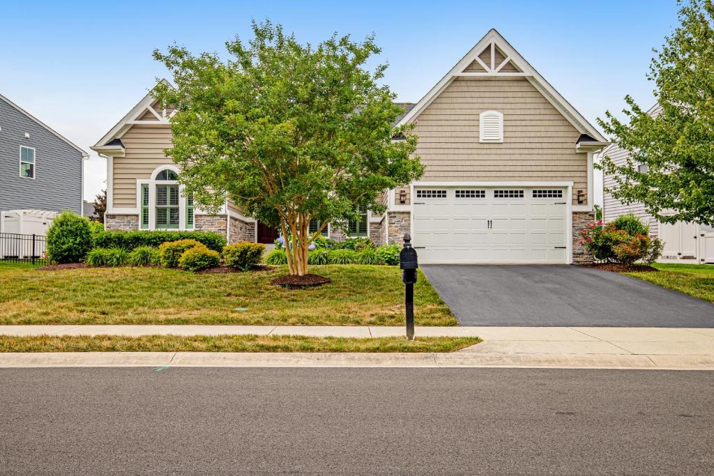 The Glade House | Grande at Canal Pointe Gloucester Dr