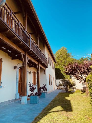 Sarrancolin House | Grande maison avec jardin