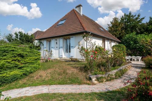 Ifs House | Grande Maison Familiale - 10 Pers - Caen et Plages du Débarquement