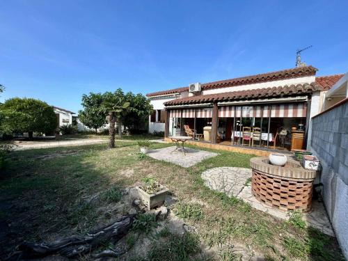 Saint-Cyprien Plage Villa | grande maison avecjardin dans un quartier calme ST CYPRIEN PLAGE SC000-30EL