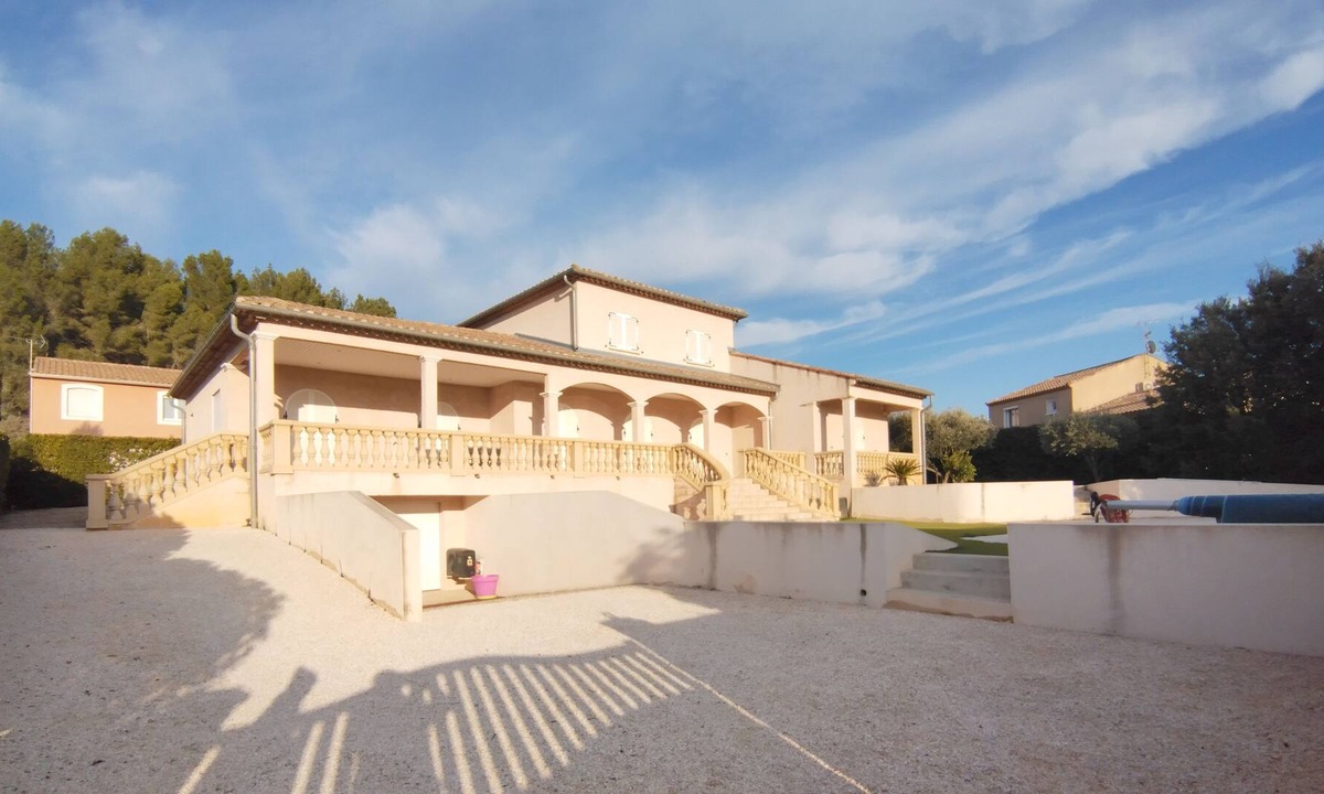 Capestang House | Grande Maison Individuelle