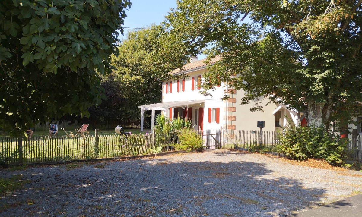 Gastes House | Grande Maison Pour 9 Personnes à 600m du lac