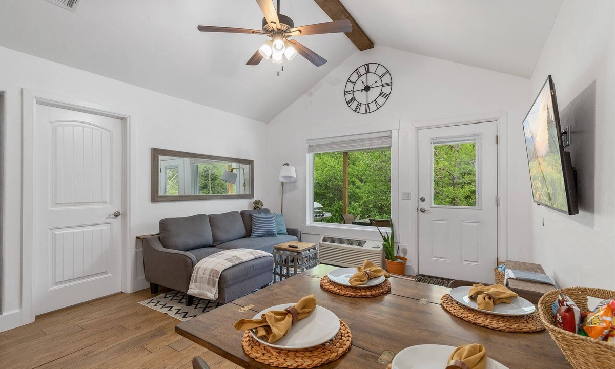 Grove Cottage | GrandLake*Kayak*ForestView*Firepit*Kings*Lakefront