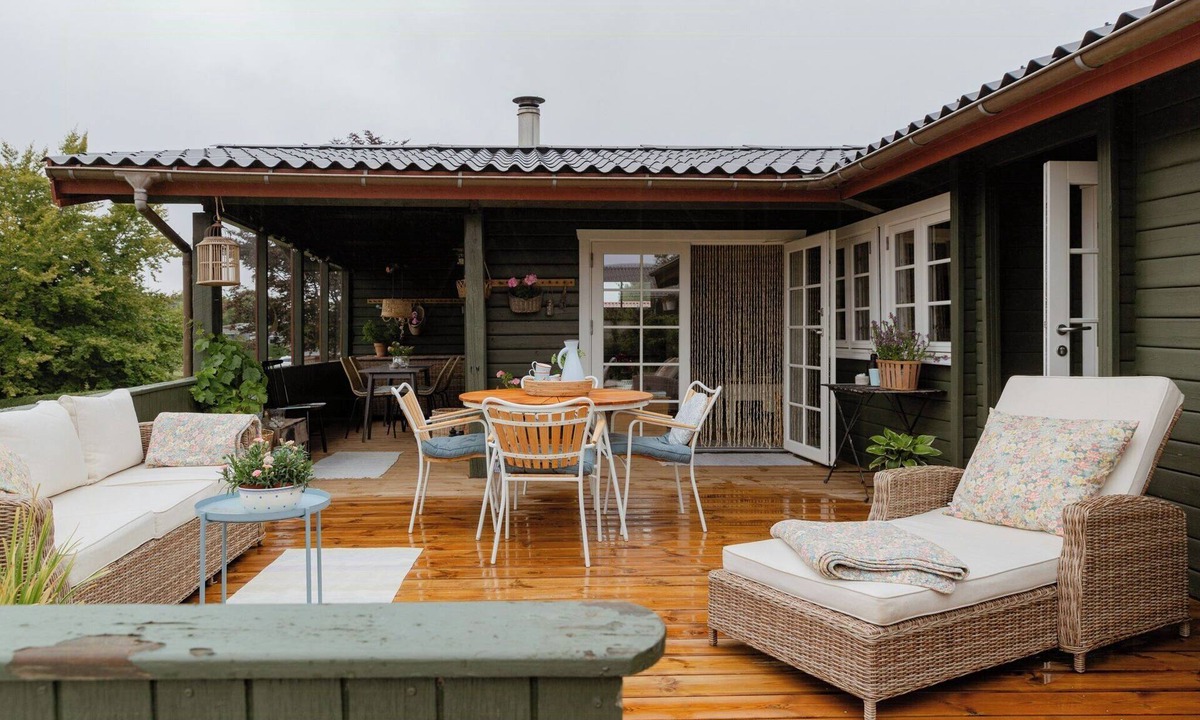 Floutrup House | Grandma's house by Limfjord and Fur
