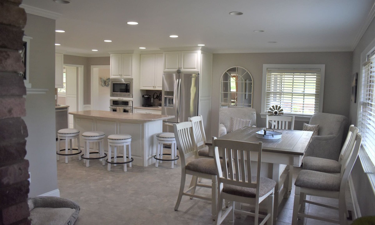 Bynum House | Grandma's House: Experience tranquility near Jordan Lake.