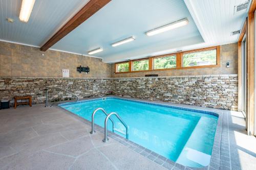 McHenry House | Grandview Lodge