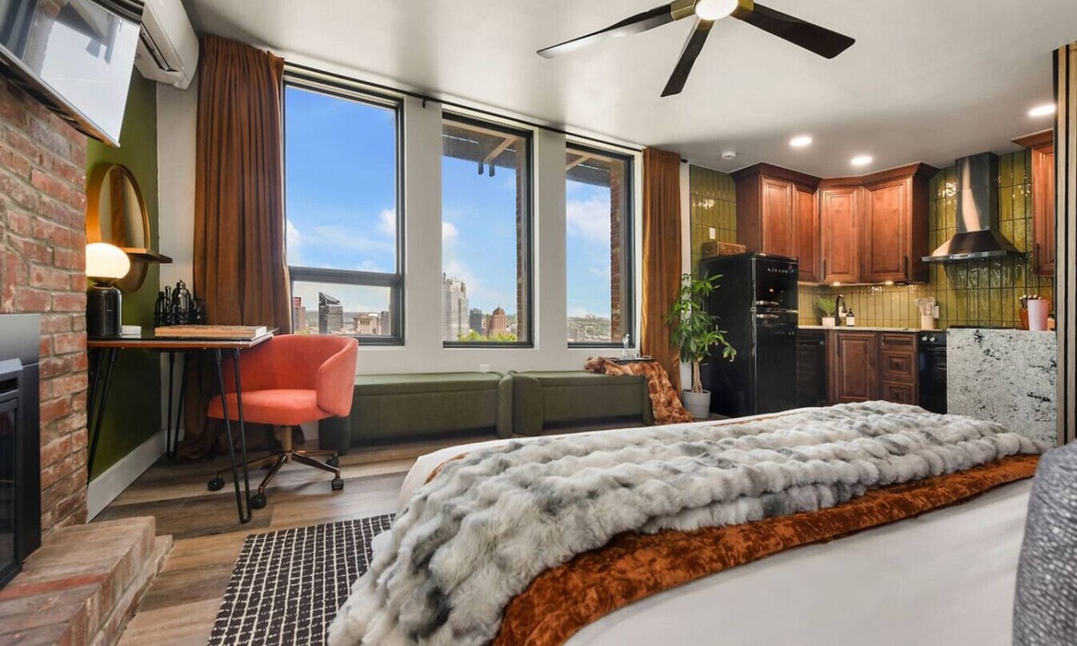 Mount Washington Apartment | Grandview Studio | Skyline Views | Private Parking