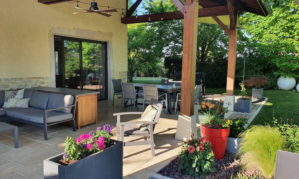 Saint-Remy House | Grange Carrée