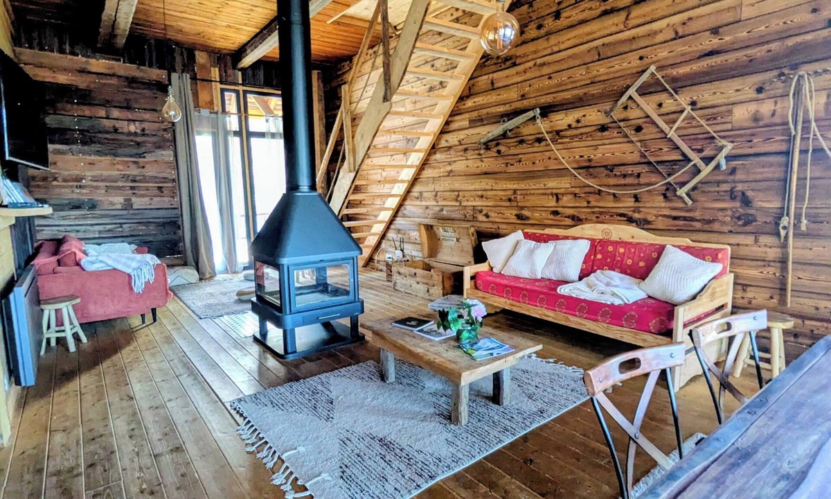 Le Chalmieu Ski Chalet | Grange de Marius - Authentic Savoyard barn