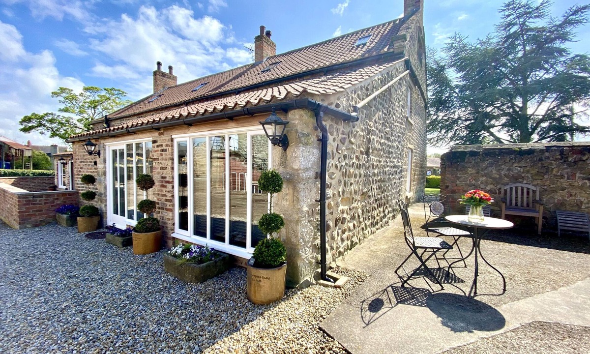 Melmerby Cabin | Grange Farm Lodge