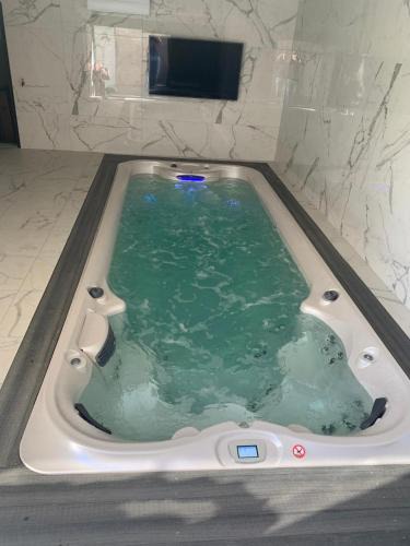 Chavelot Bed & Breakfast | Grange&Lodge