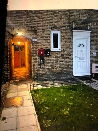 Bellingham Apartment | Grange Mill, 95