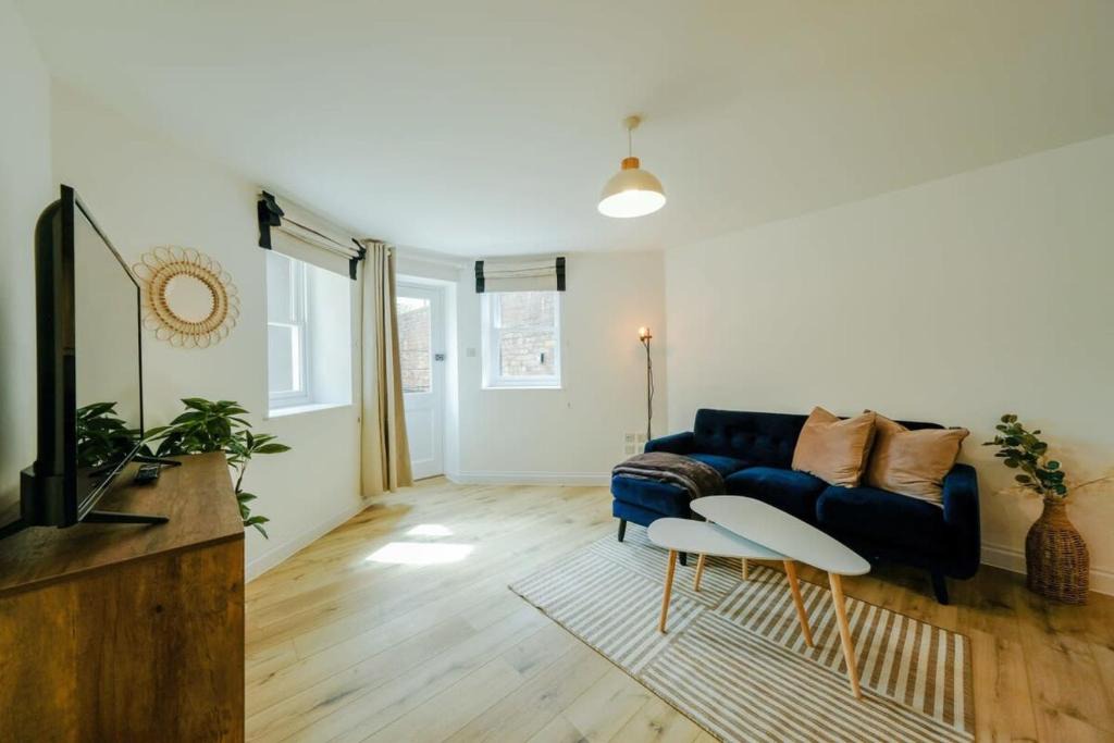 Clifton Apartment | Grange Road Two Bedroom Flat