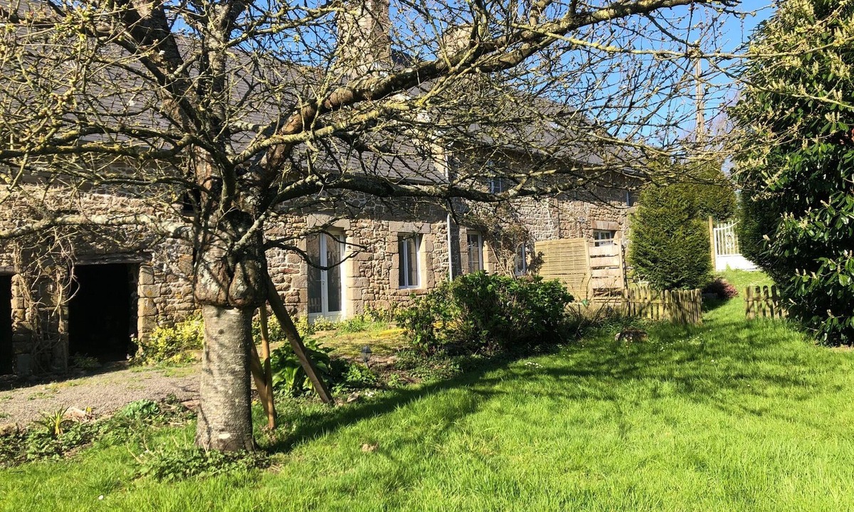 Sartilly-Baie-Bocage House | Granite farmhouse between sea and bocage
