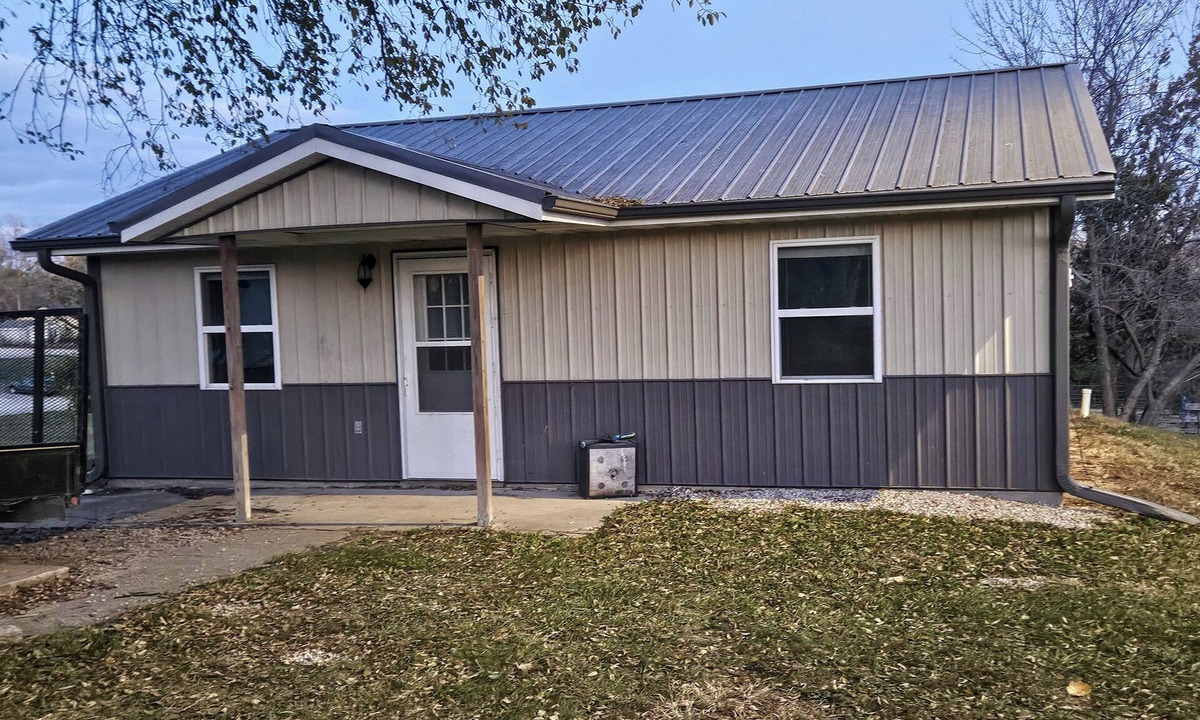 Grant City House | Grant City Rental- NIGHTLY RATE!