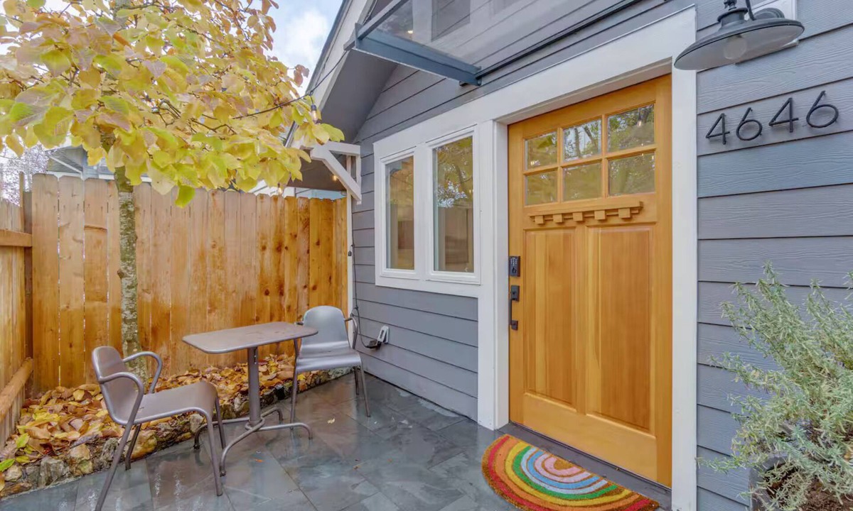 Hollywood District House | Grant Park Guest House