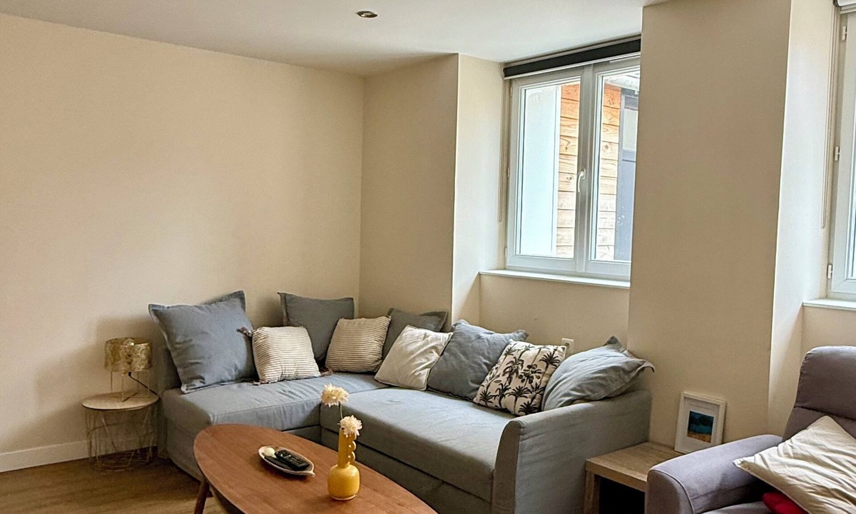 Granville House | Granville stopover