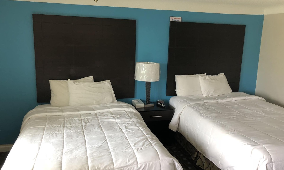Shields Hotel | Gratiot View Motel