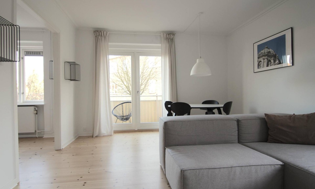 Charlottenlund Apartment | Great 2-bed w Balcony in Charlottenlund