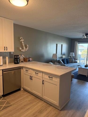 North Myrtle Beach Apartment | Great 2 Br 1 & half bath Marsh Villas 2M