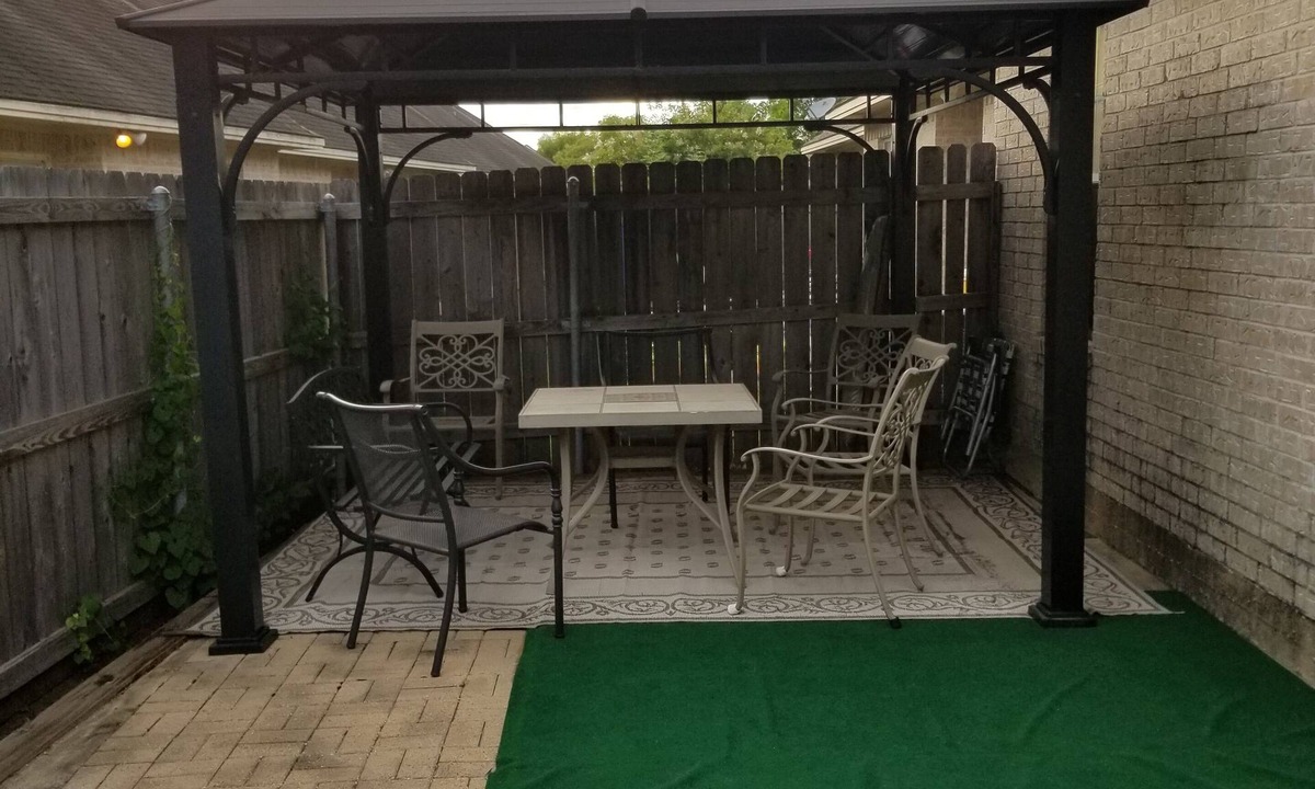 Wellborn Condo | Great 3BR/2BA Condo Rental