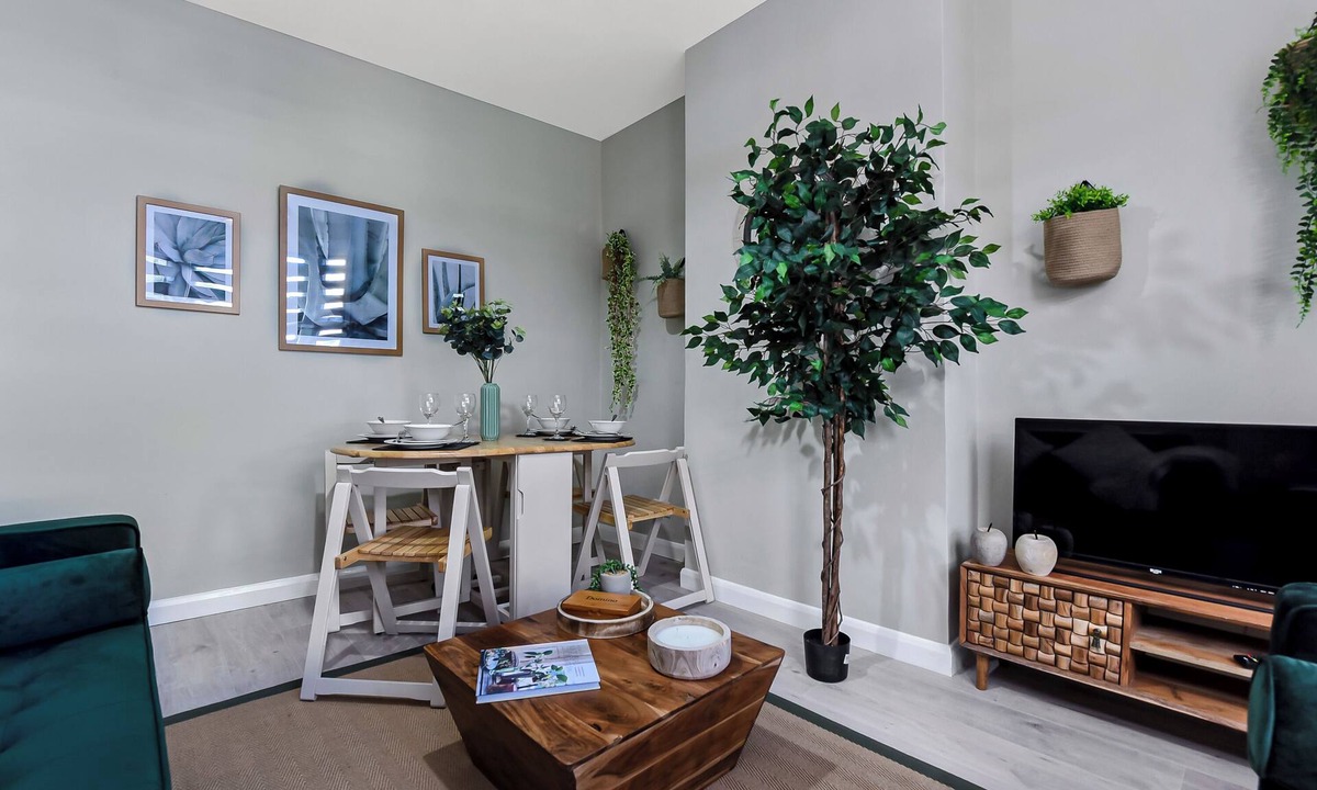 Tottenham Green House | GREAT 4BR House