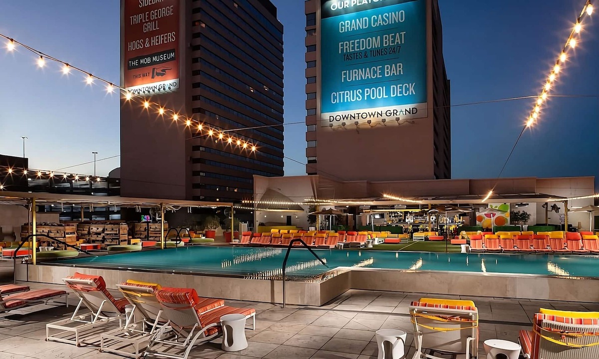 Downtown Las Vegas Apartment | Great Amenities Onsite! 3 Convenient Units! Minutes to The Neon Museum!