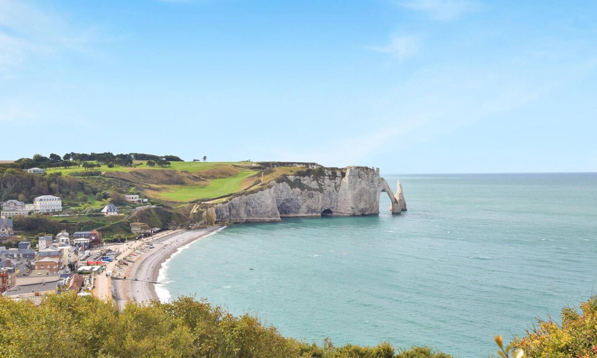 Etretat House | Great authentic stone house with limited sea view.