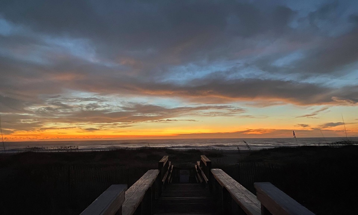 Surfcrest Village House | Great Beach House At Great Location!