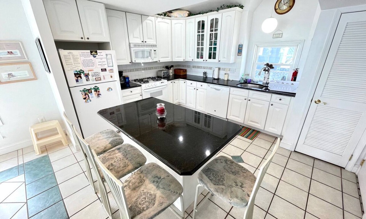 Sea Isle City House | Great beachfront offering amazing ocean views.