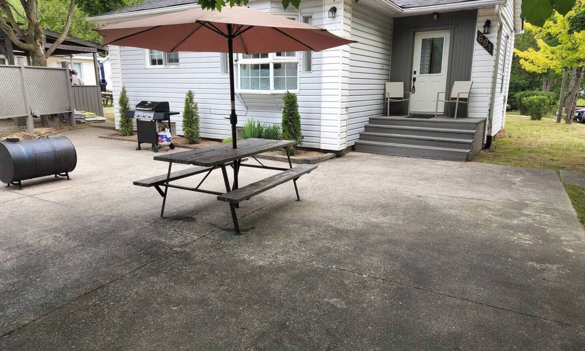 Wasaga Beach Cabin | Great Family Get Away - Wasaga Beach main wifin