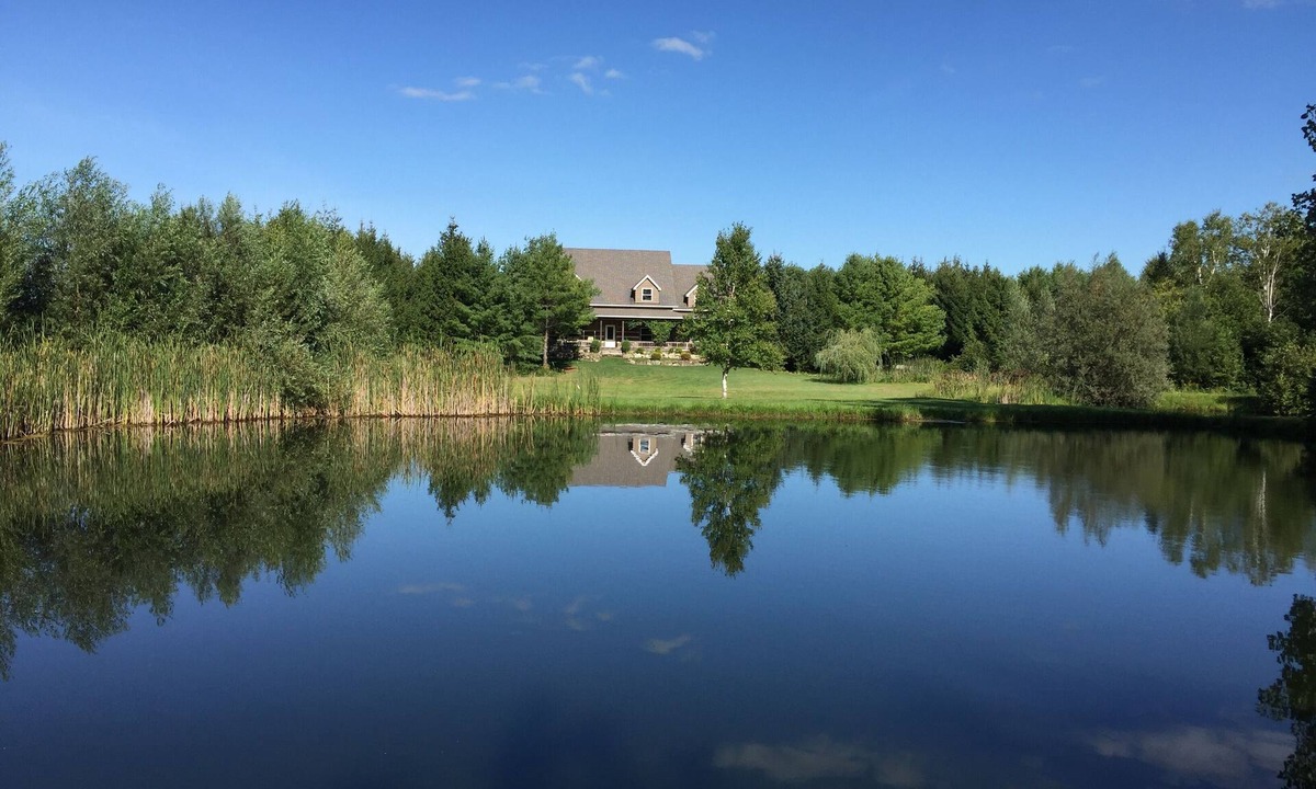 Melancthon Other | Great family getaway. This property will accommodate 10 people quite comfortably