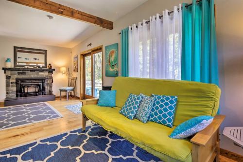 Wellfleet House | Great for Couples! Cape Cod Cottage 2 Mi to Beach