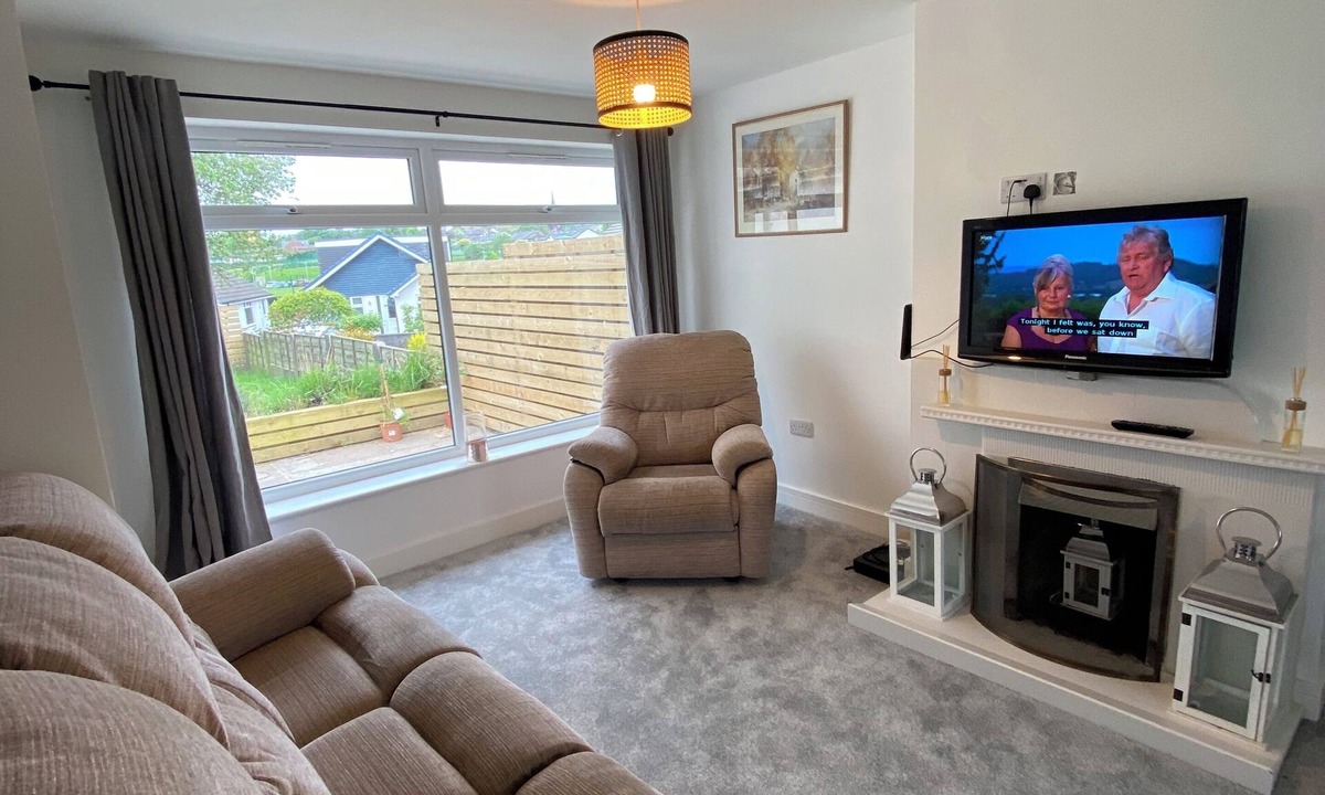 Tottington House | Great for walking, working, visiting or moving.