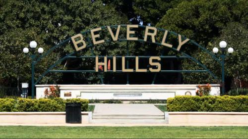 West Hollywood Apartment | Great Location, Apt 2BR 2bath Parking Gym & Pool
