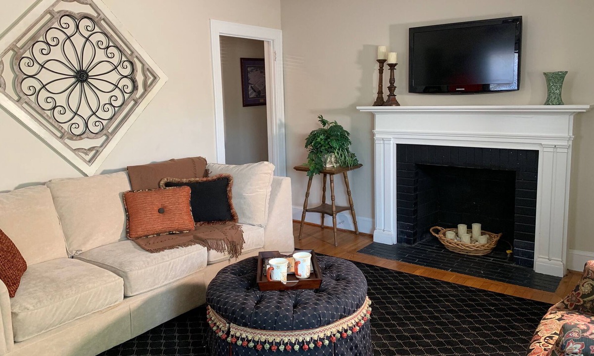 Greenville House | Great location! Close to ECU and Vidant