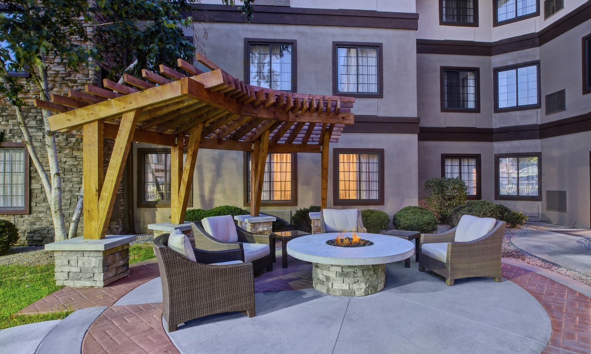 Middletown Apartment | Great Location! Comfortable Studio Suite | Pool Access