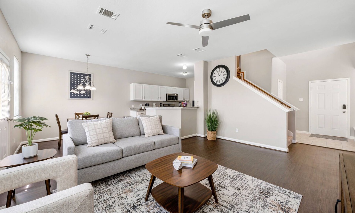 Barker House | Great Location | Fast Wifi | 3BRD Houston Home
