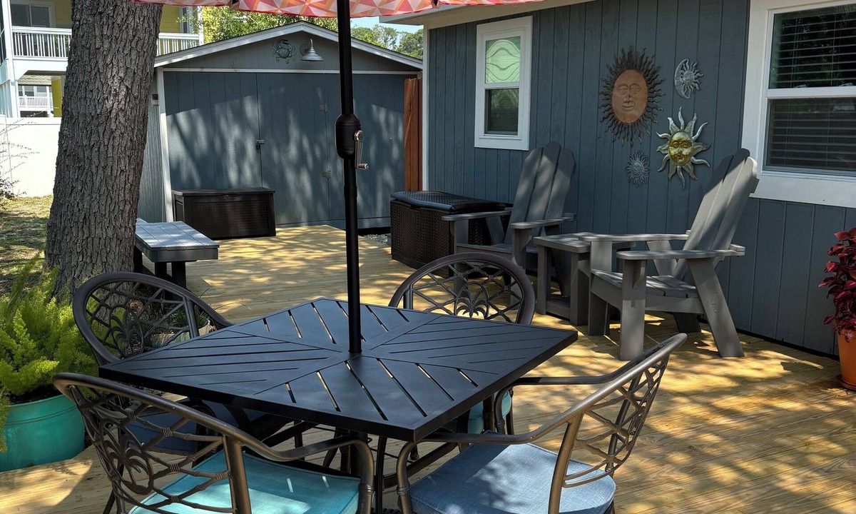 Tranquil Harbour House | Great location! Fully fenced in yard and expansive deck. Come and relax!