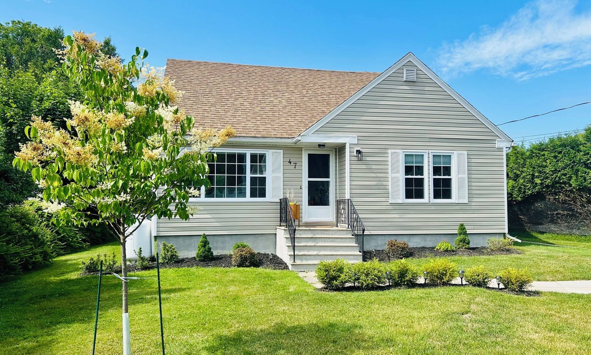 St. Andrews House | Great location - just two blocks from the water!