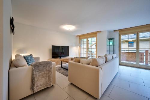 Lauterbrunnen Apartment | Great Location, Spacious, nice views, modern
