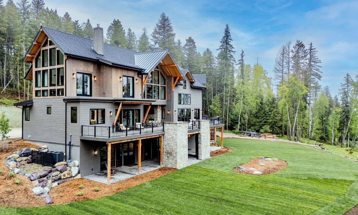 Whitefish House | Great Northern Mountain Escape