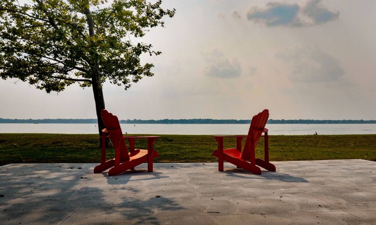 Boblo Island Cottage | Great on the water getaway