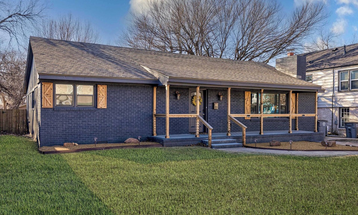 Lawton House | Great Plains Estate | BBQ | Near Fort Sill